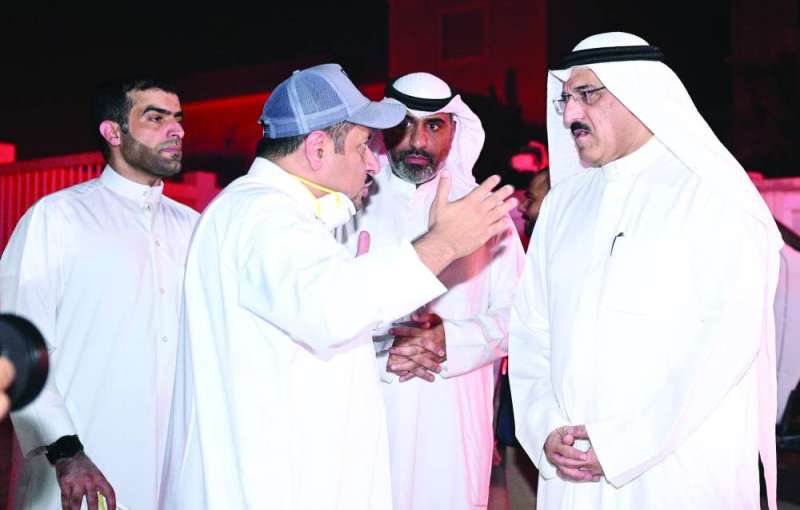 
الاستاد يستمع لشرح مفصل حول أسباب حادث الحريق مساء الجمعة 