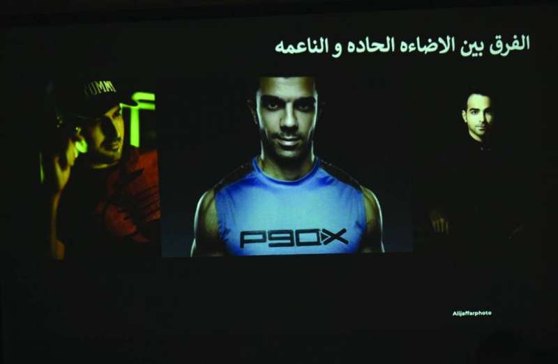 
الفرق بين الإضاءة الحادة والناعمة
