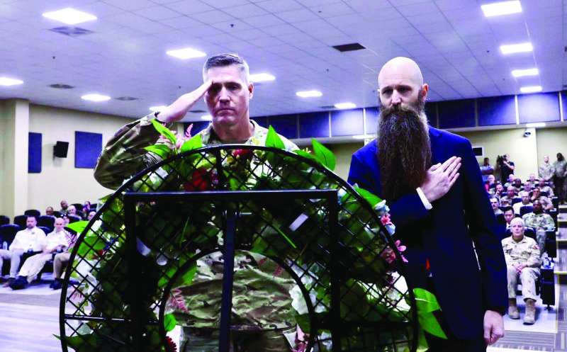 
هولتسنايدر وانسلن خلال الاحتفال