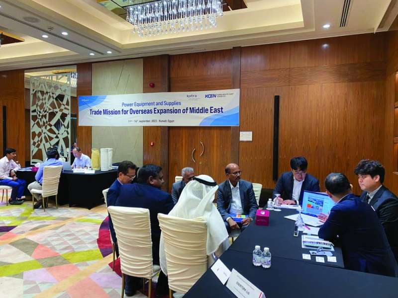 جانب من لقاءات الوفد الكوري ورواد الأعمال في الكويت 