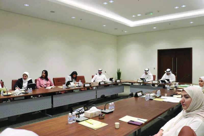 جانب من اجتماع لجنة العاصمة في المجلس البلدي 