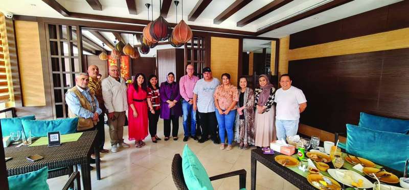 السفيرة ماريانا متوسطة الإعلاميين 