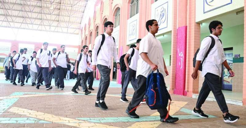 الطلبة يعودون إلى الفصول	(تصوير نايف العقلة) 