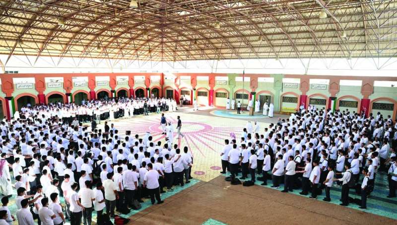 عادت الحياة إلى المدارس بعودة طلبتها