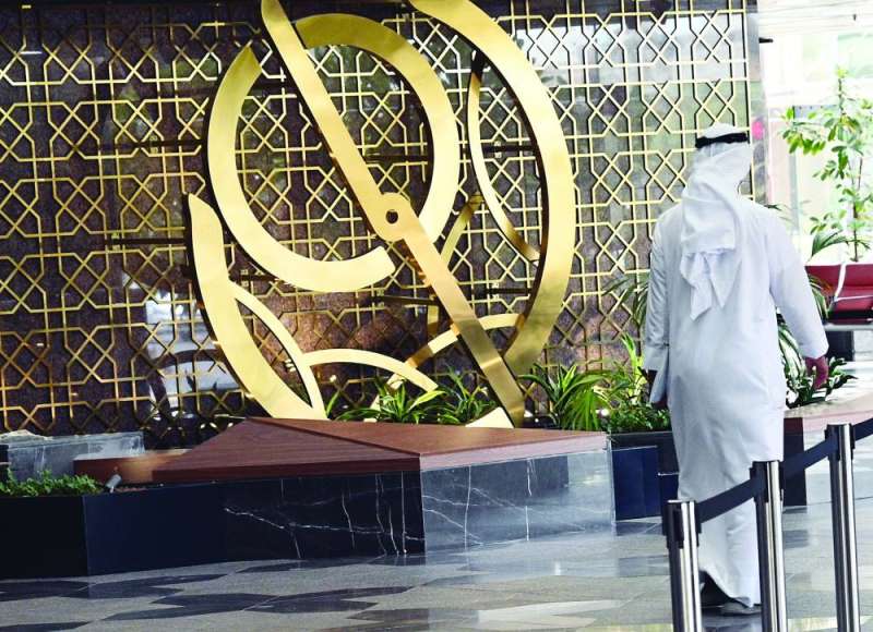 المضاربون يتخوفون الرقابة غير المرنة وبعضهم خرج من البورصة 