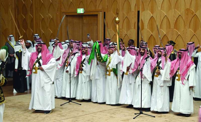 


فرقة العرضة النجدية 