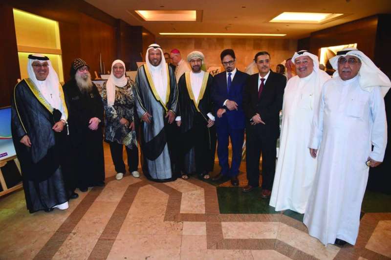 عدد من المشاركين في الاحتفالية 