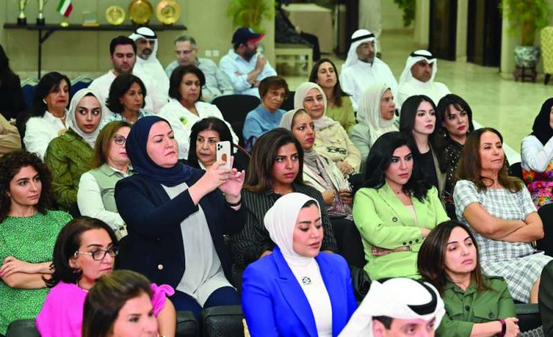 حضور وتوثيق