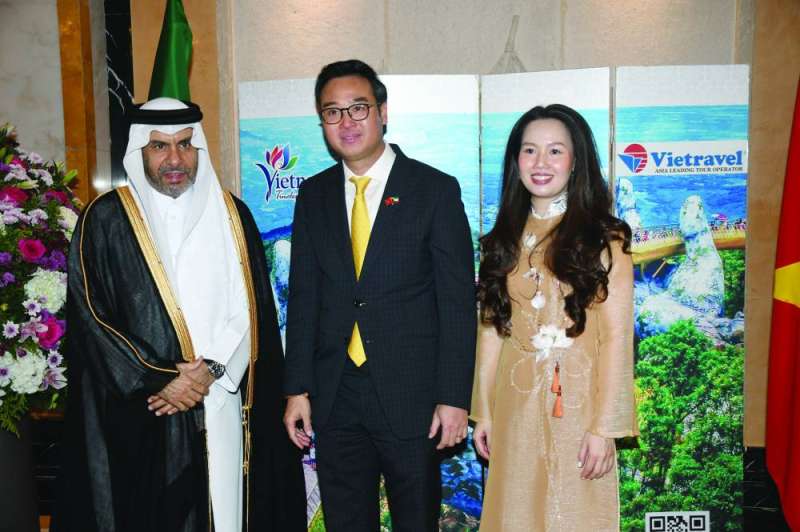 السفيران القطري والفيتنامي