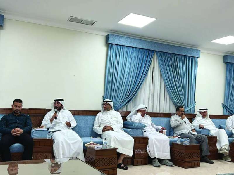 


المشاركون في حفل التوقيع 