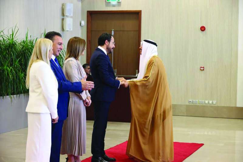 


الخرافي مهنئاً الرئيس القبرصي 