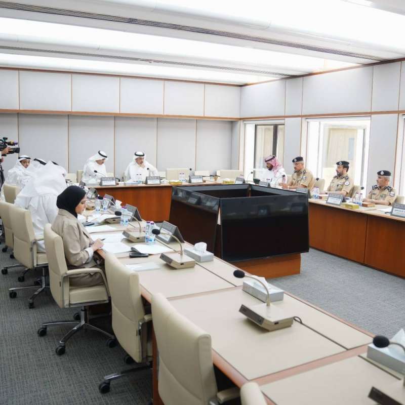 من اجتماع سابق للجنة الداخلية والدفاع