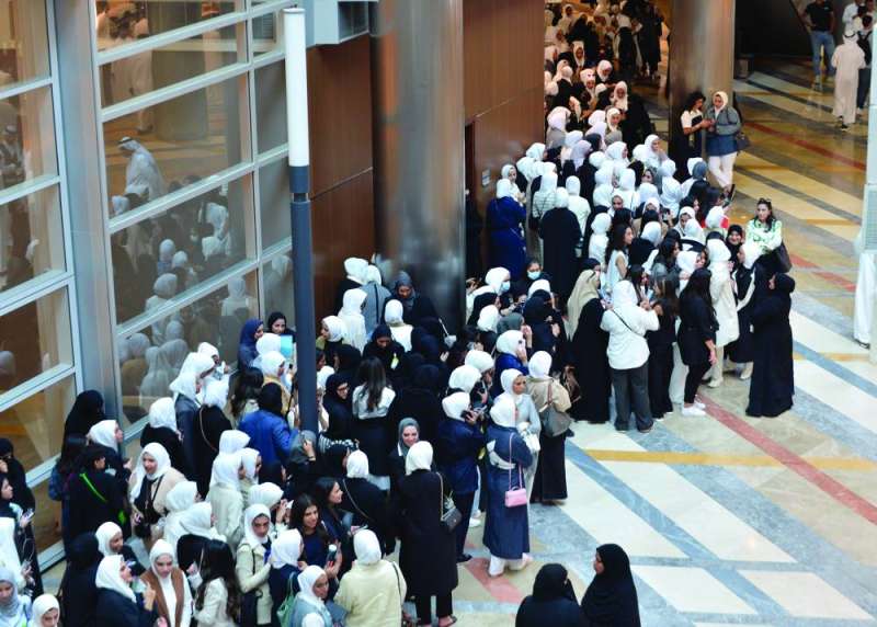 


زحمة طالبات في الانتخابات 	 (تصوير سعود سالم) 