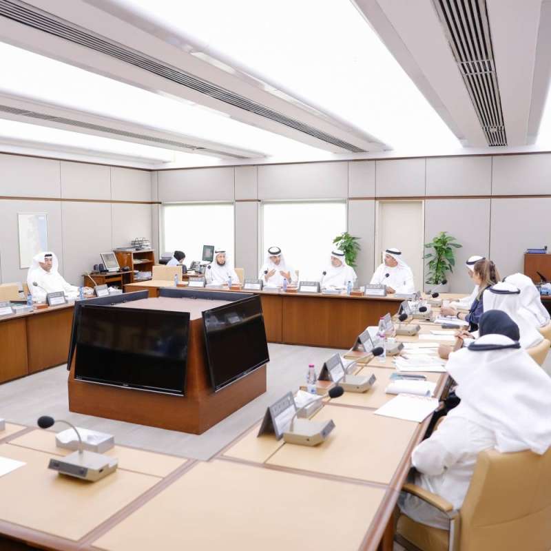 من اجتماع سابق للجنة المرافق