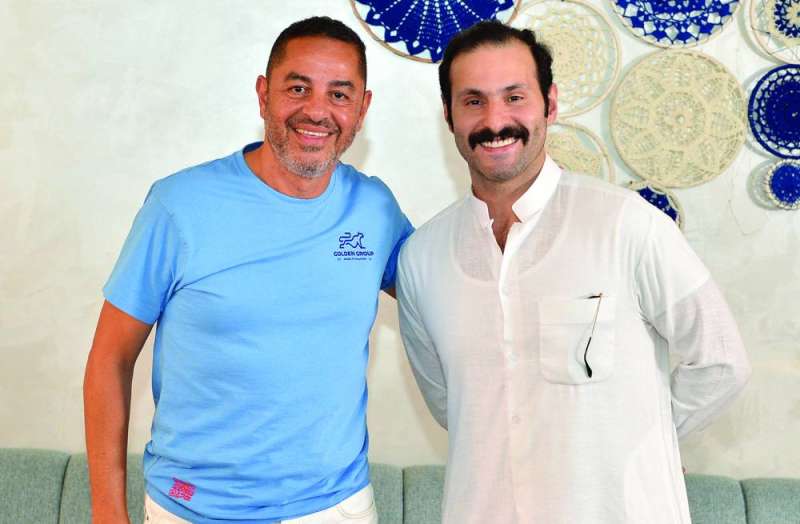 


علي كاكولي مع المخرج أحمد شفيق 