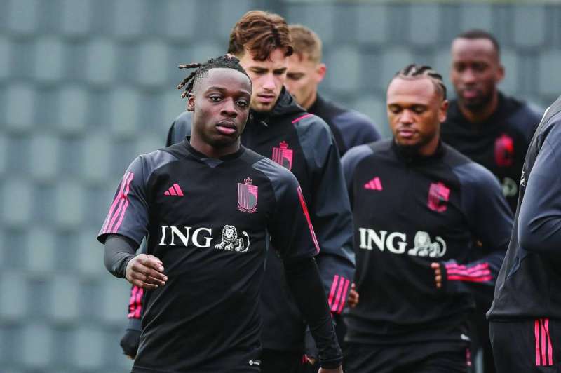 لاعبو منتخب بلجيكا خلال التدريبات (أ ف ب)