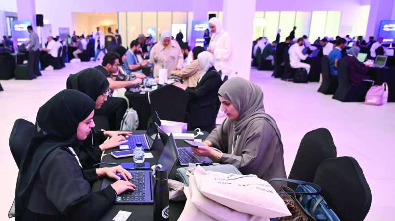 فريق من المشاركات