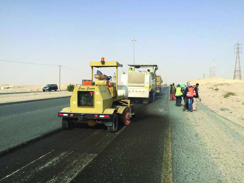 


صورة أرشيفية لصيانة الطرق 
