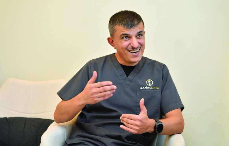 


ناصر الحميدي خلال لقائه مع «الراي»	 (تصوير سعود سالم) 