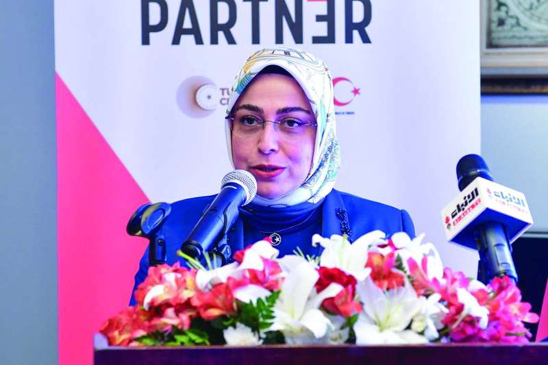 


سونمز متحدثة في الاحتفالية 