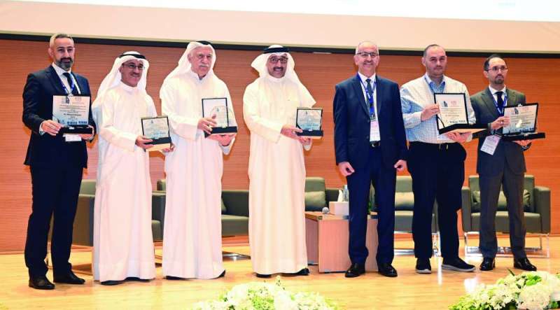 البقاعين متوسطاً المكرمين المشاركين في افتتاح القمة 	 (تصوير نايف العقلة)