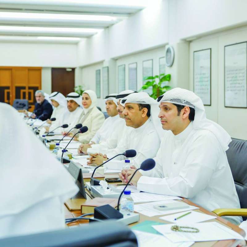 وزير الإعلام في الاجتماع