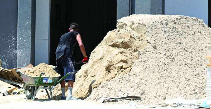 أسعار العمال زادت قرابة ثلاثة أضعاف (تصوير نايف العقلة)