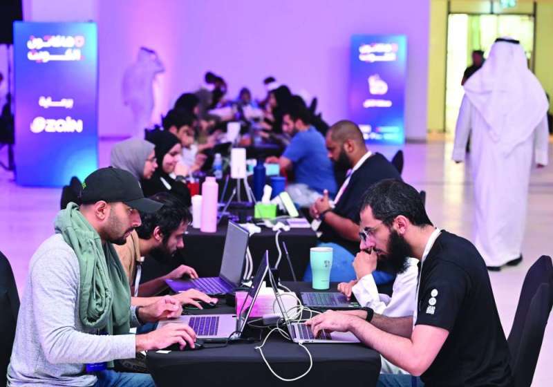 


جانب من هاكاثون الكويت 