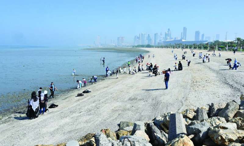 


شاطئ نظيف... بيئة صحية 