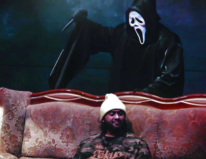 من أجواء المسرحية