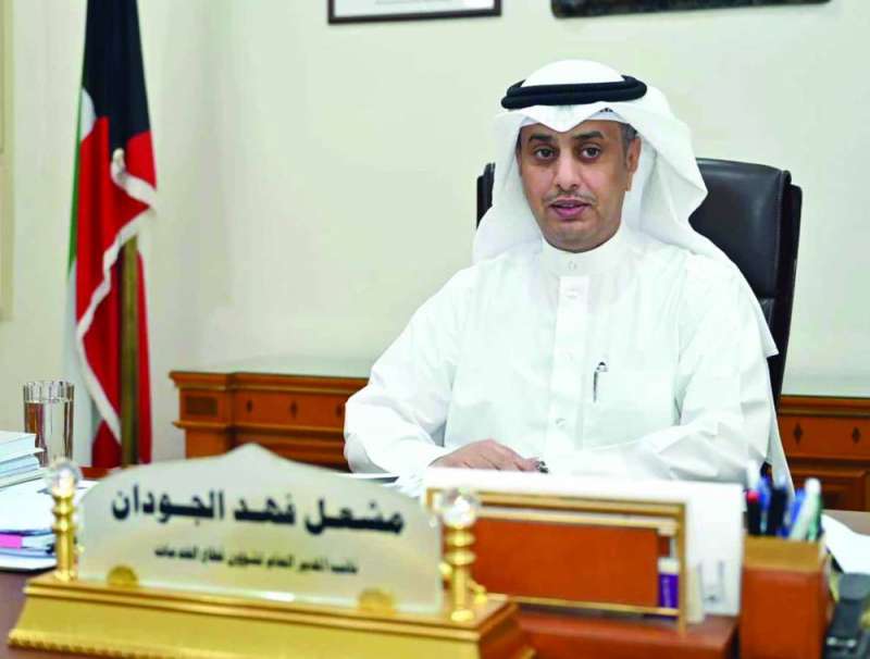 


مشعل العازمي 	 (تصوير أسعد عبدالله) 