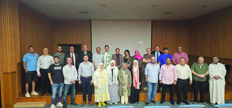 


مجموعة «ستوديو الأربعاء» في لقطة جماعية 