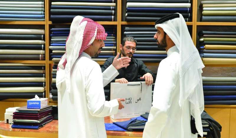 قطريان يبتعان الخام من سوق البلوكات