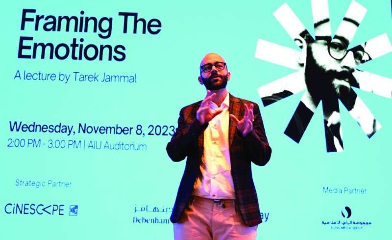 


المخرج طارق جمال محاضراً 