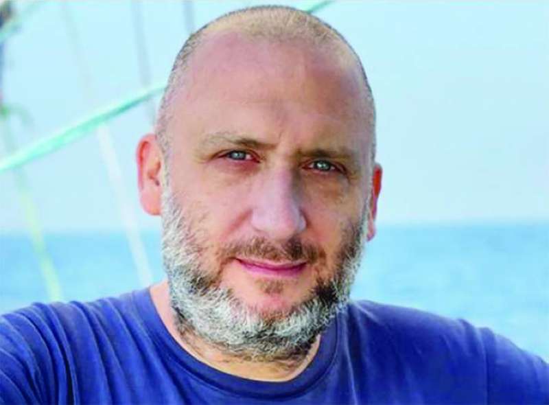 


ألون شفارتس 