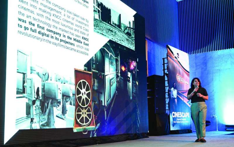 


غالية حيات خلال المحاضرة 