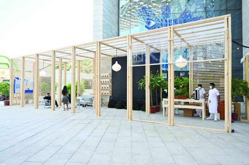 بوثات من خشب معاد تدويره