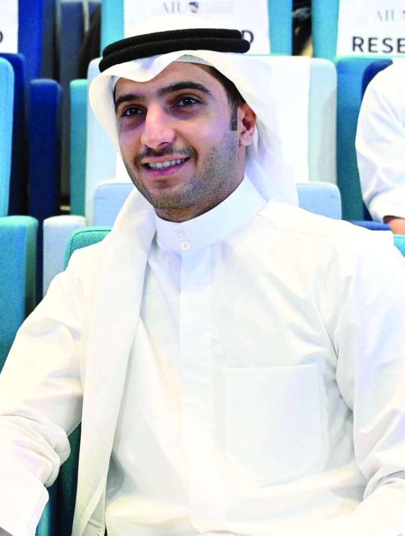 


علي مرزوق الغانم 