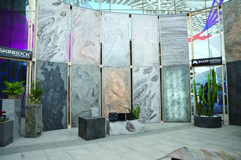 جانب من أجواء «البوث» في المعرض