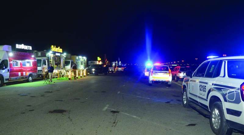 دوريات الأمن والبلدية في الموقع