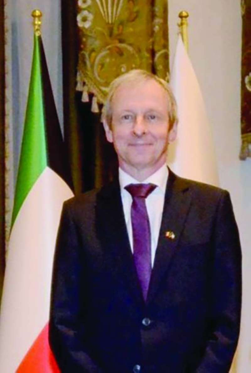 


كريستيان دومز 