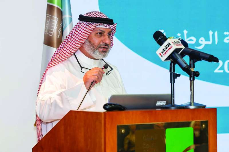 شريف الخياط متحدثاً 