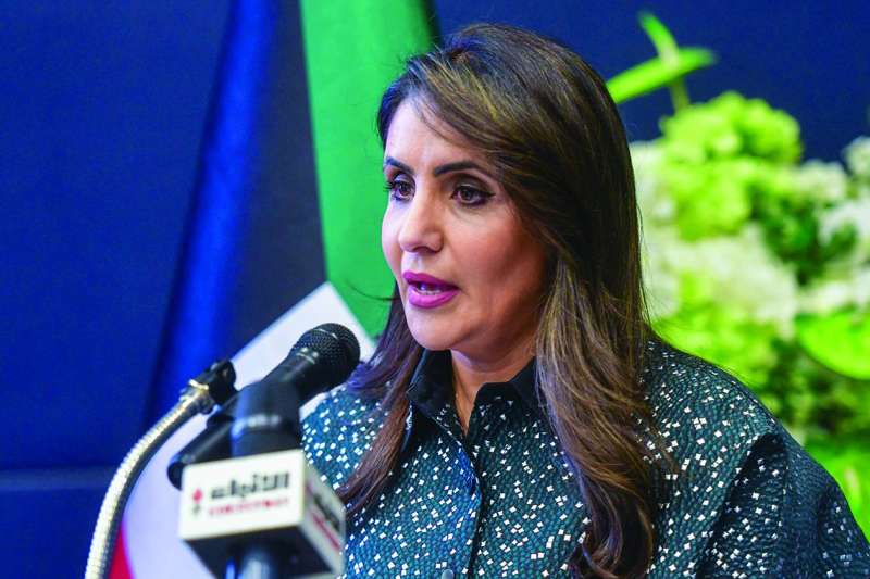 أبرار الحماد متحدثة في افتتاح الورشة 