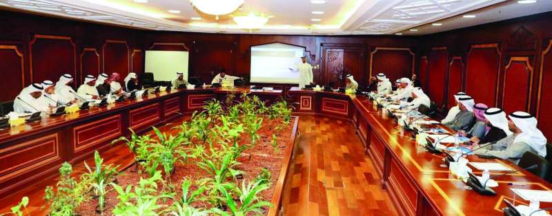 جانب من الحضور خلال العرض المرئي 