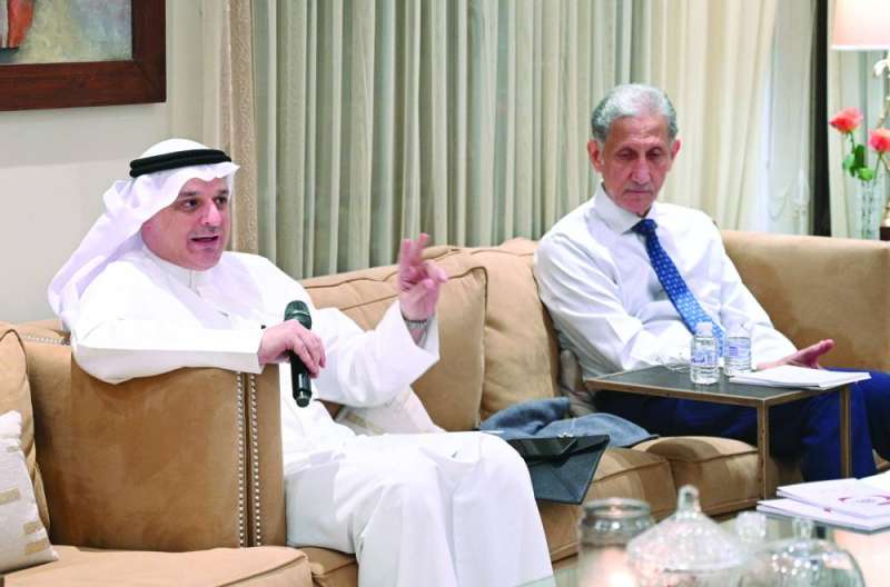 العوضي والرفاعي في «الملتقى الثقافي» 