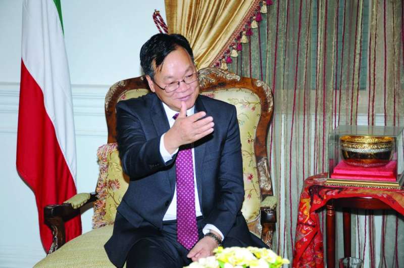 سفير لاوس خلال المؤتمر الصحافي 