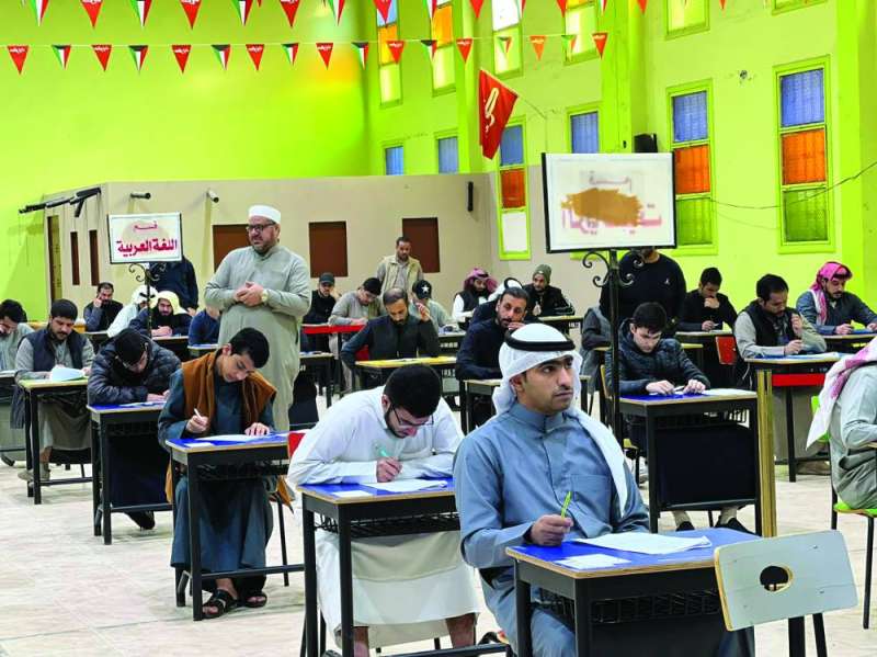 جانب من الاختبارات بأحد المعاهد الدينية