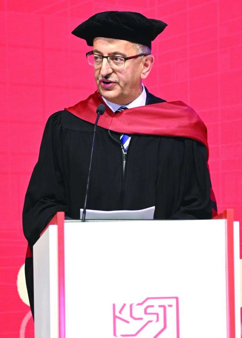 خالد البقاعين ملقيا كلمته 