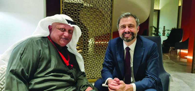 لاريو خلال لقائه مع الزميل خالد الشرقاوي