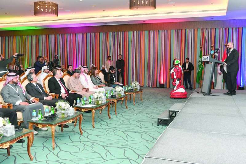  افتتاح أعمال المنتدى 